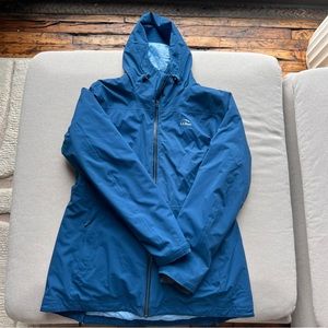 LIKE NEW L.L. BEAN WATERPROOF JACKET